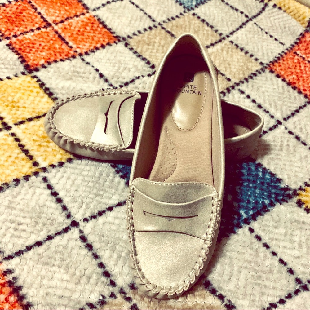 Pale Gold loafers